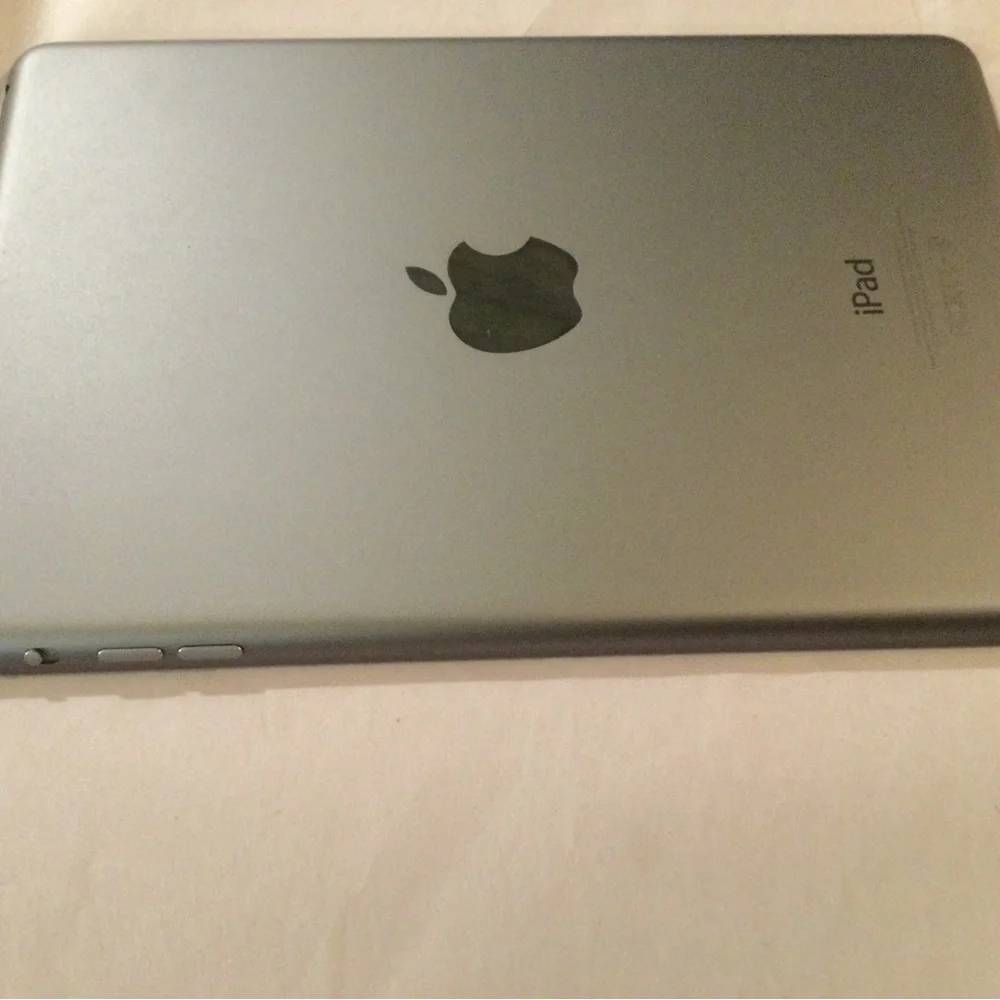 Apple IPad Mini 1 Space Grey 16GB 7.9 in